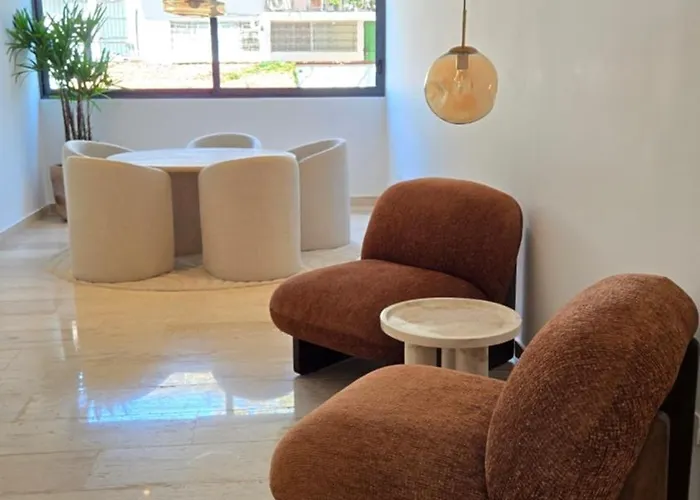 Playa's Golden Area -- Casa Omega 2br 2ba Tropical Retreat, Beach, Infinite Pool, Gym Playa del Carmen